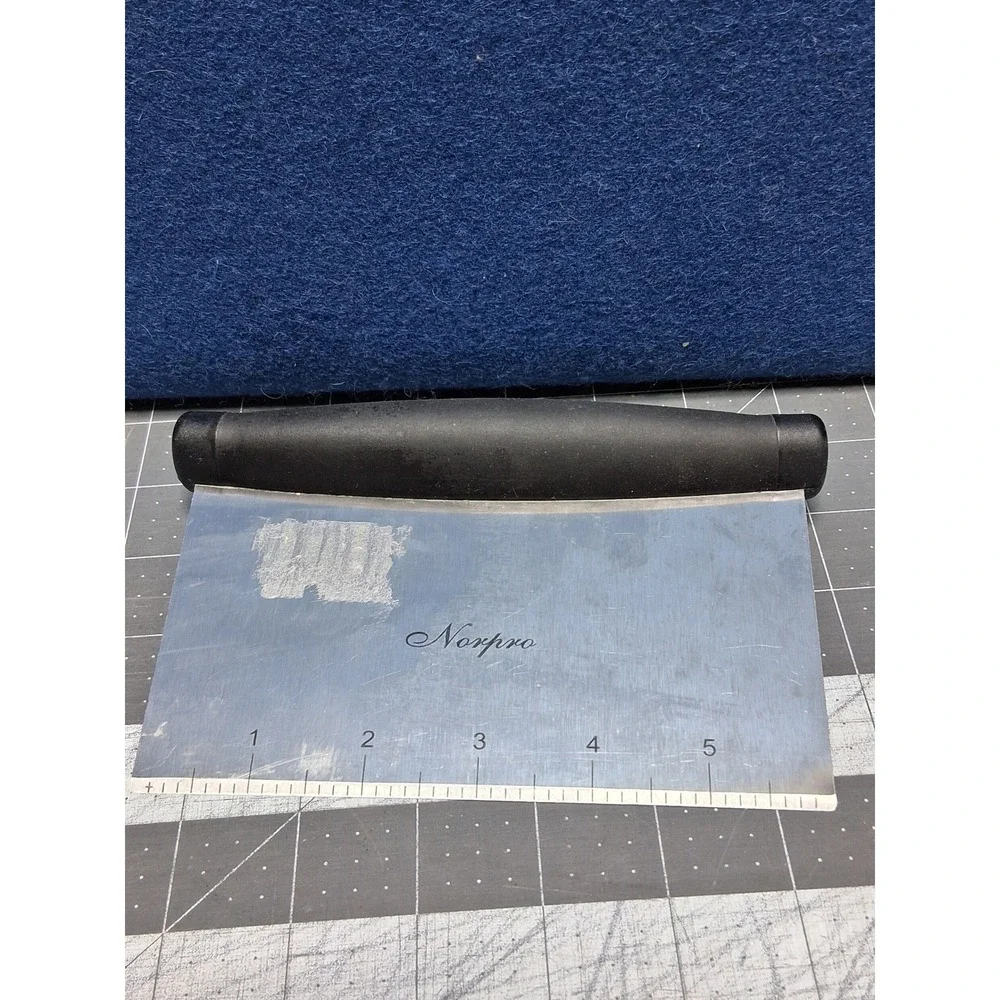 Norpro Bench Scraper Silver Stainless Steel 6 Inch Blade Black Handle